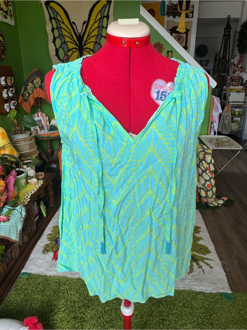 Women’s Sleeveless V-Neck Tunic Top - Aqua Lime